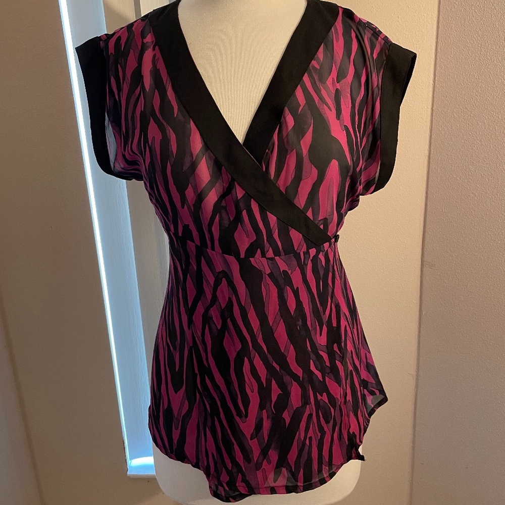 Portman Sheer animal print Wrap around top/blouse size large (size14au)